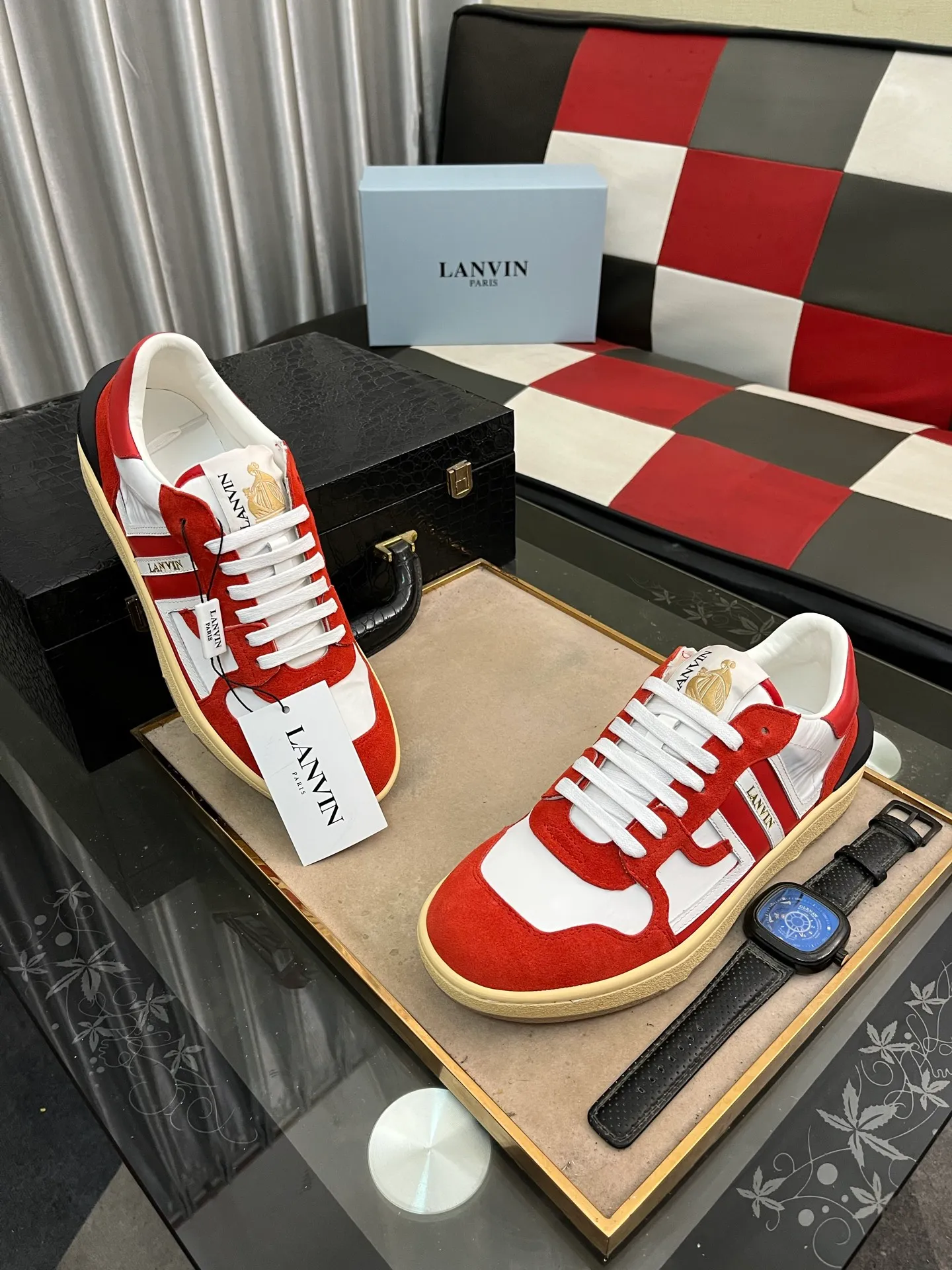Men's men's shoes 💰540⌚️⌚️❗️Lanvin# Lanvin spring and summer series new colors latest lace up fashion casual forrest shoes running shoes ~ bumpr high quality couple series‼ ️ The latest trendy products of the season 🌈Many bloggers have started buying original models and custom-made them. The uppers are made of nubuck leather. They are very versatile, fashionable and casual, and are comfortable on the feet. Recommended for personal use! The original molded rubber backing with clear logo is wear-resistant. Standard code for couples: female code 35~40, male code 38-45